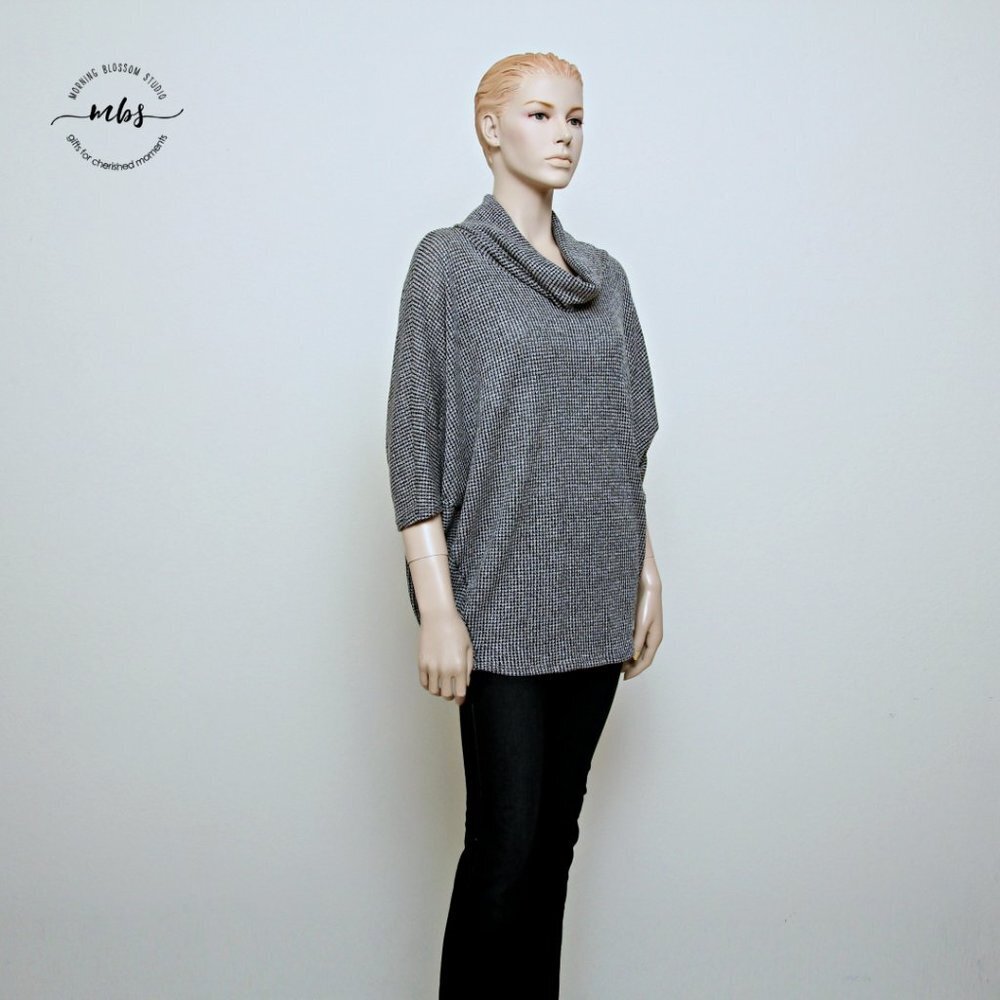 NWT Korye Cowl Neck Dolman Sleeves Oversized‎ Sweater Black Gray
